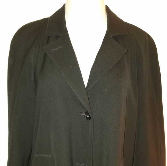 SOLD - Perfect black wool trenchcoat - Picture 2 of 7